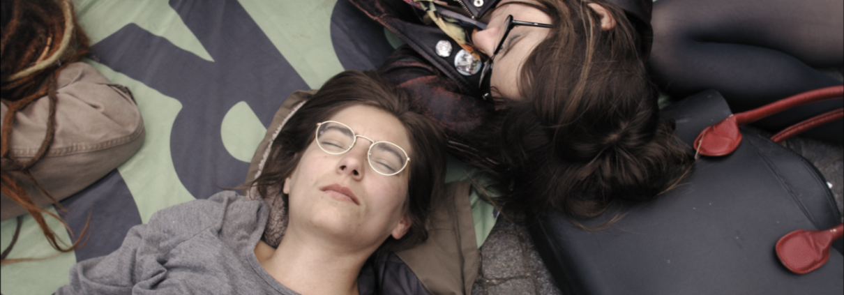 ŽAL ŽEN - film Kino Varšava