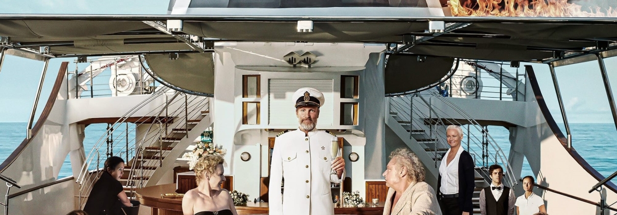 TROJÚHELNÍK SMUTKU - film Kino Varšava