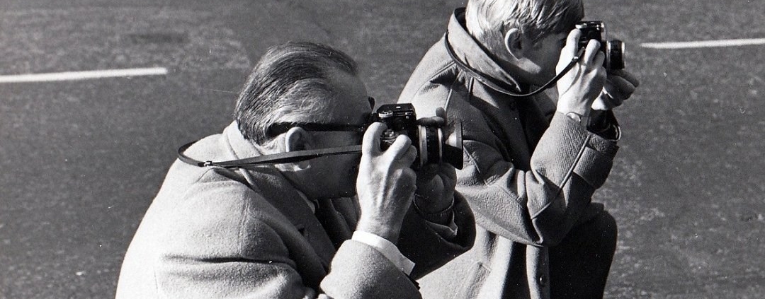 DEŽO HOFFMANN - FOTOGRAF BEATLES - film Kino Varšava