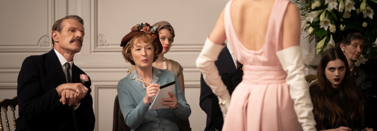 PANÍ HARRISOVÁ JEDE DO PAŘÍŽE *bio senior/ 70 Kč všichni - film Kino Varšava