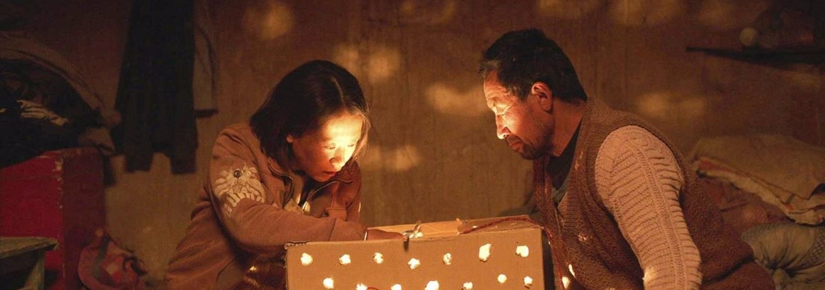 V prach se navrátíš - film Kino Varšava