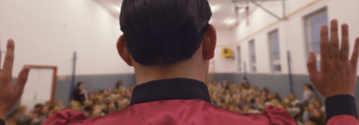 á-B-C-D-é-F-G-H-CH-í-JONESTOWN *FK + BESEDA S REŽISÉREM JANEM BUŠTOU - film Kino Varšava