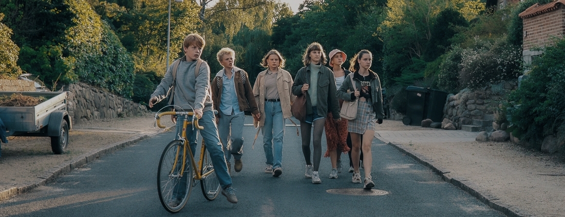 NIC - film Kino Varšava