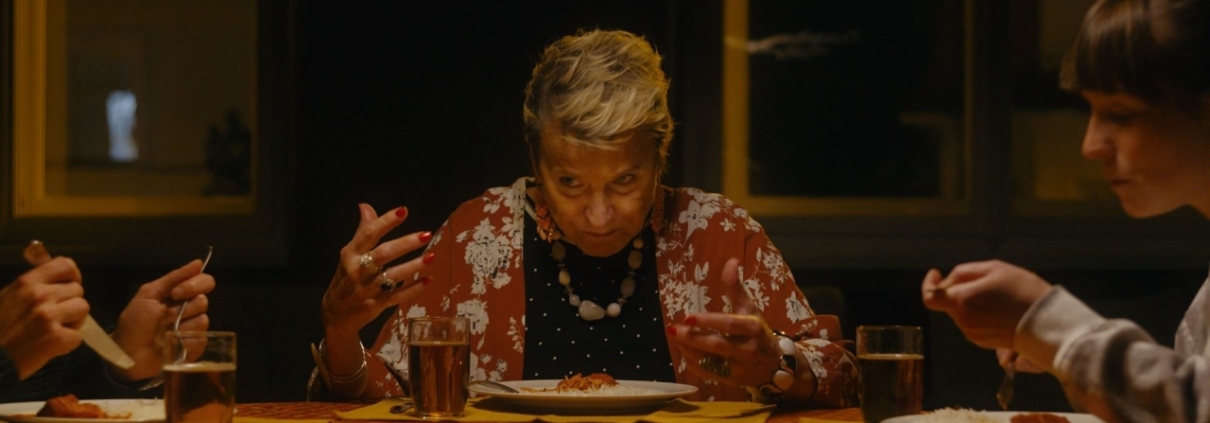 PŘIŠLA V NOCI - film Kino Varšava