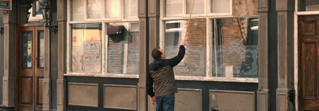 STARÝ DUB - film Kino Varšava